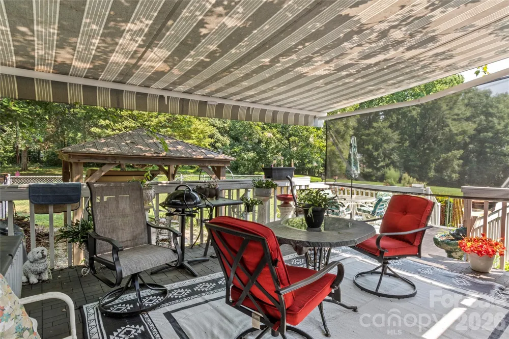 145 Stanwell Court Clemmons, NC 27012