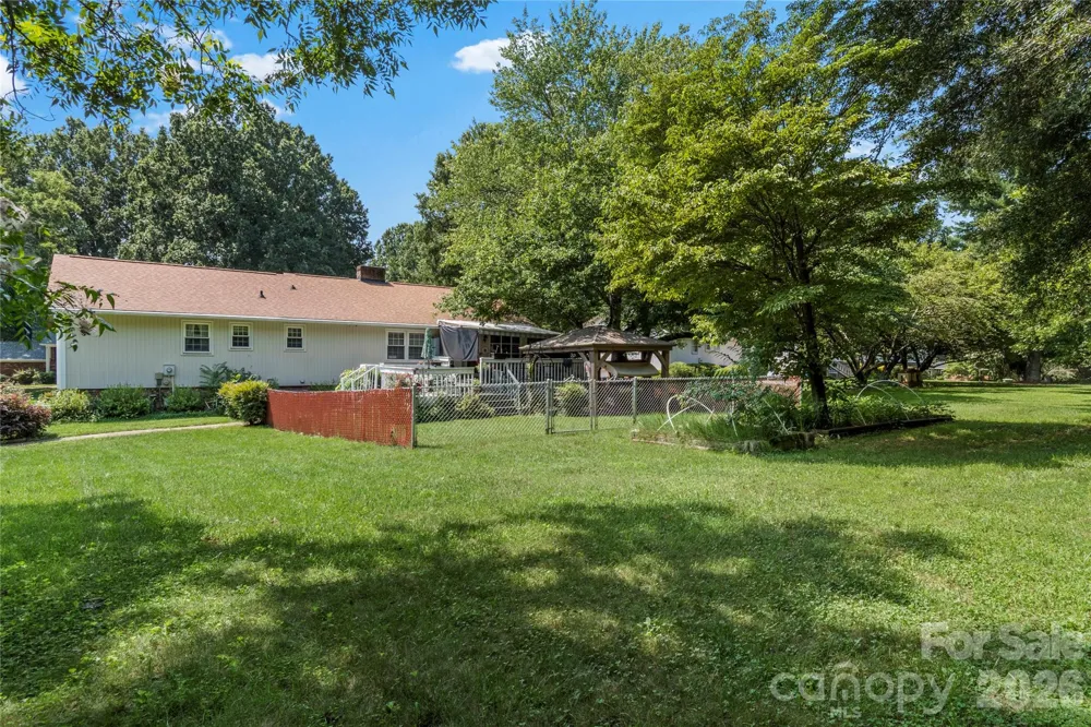 145 Stanwell Court Clemmons, NC 27012