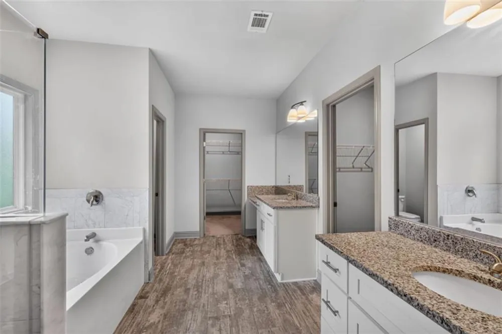 137 Holtz Drive Carrollton, GA 30117