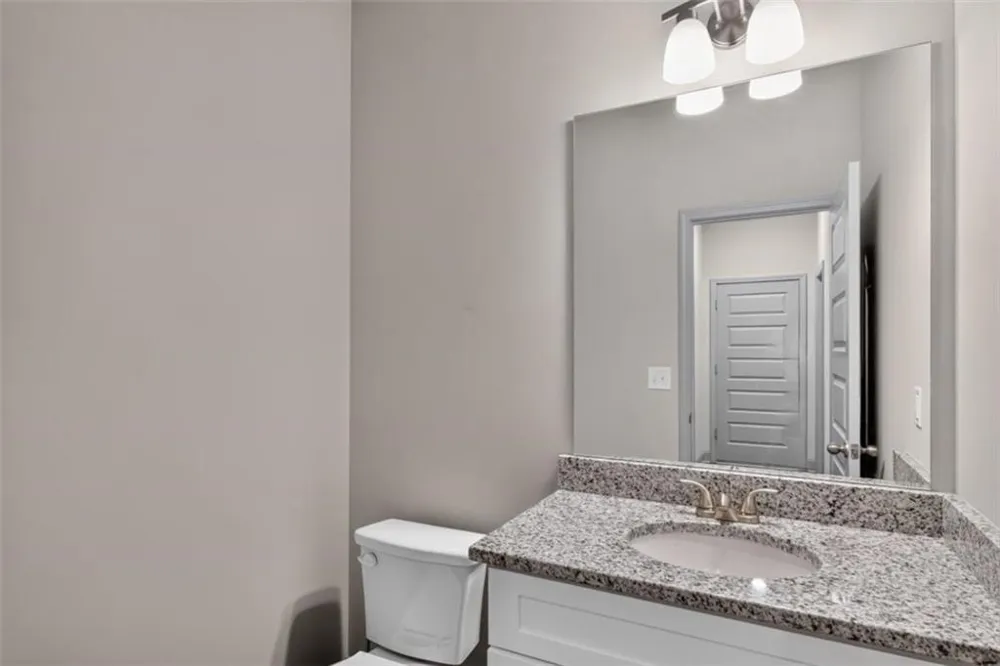 137 Holtz Drive Carrollton, GA 30117