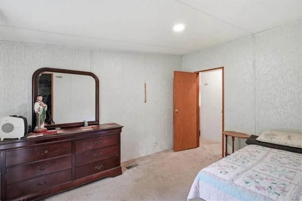 5183 Latty Road Lula, GA 30554