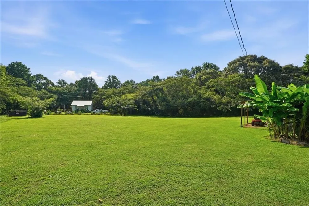 5183 Latty Road Lula, GA 30554
