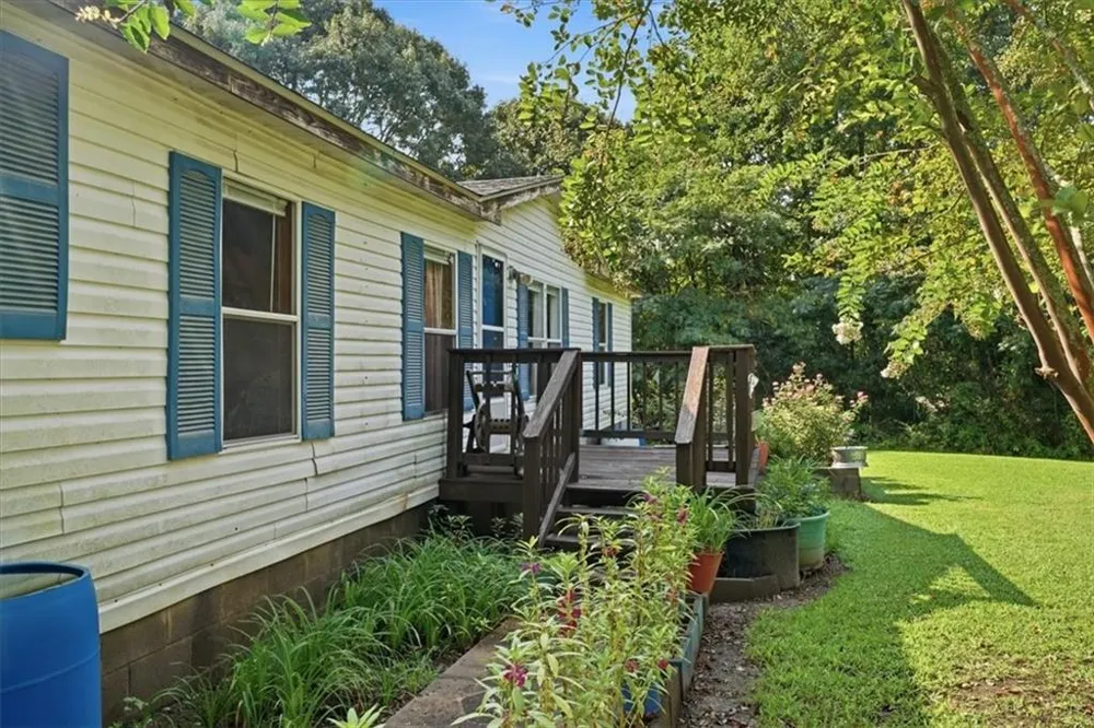 5183 Latty Road Lula, GA 30554
