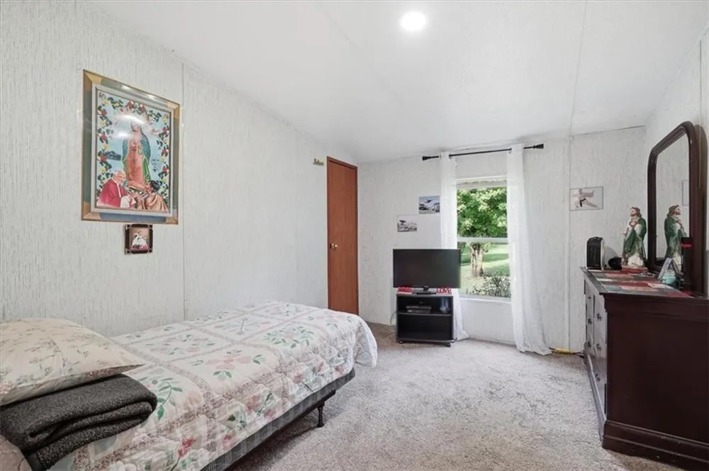 5183 Latty Road Lula, GA 30554