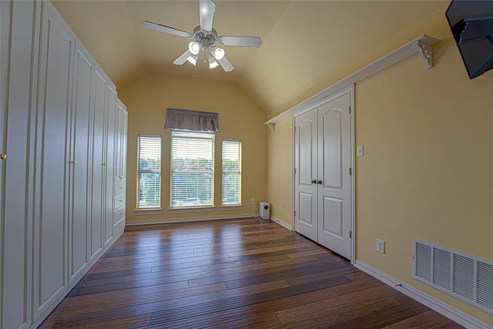 242 Ridgemont Drive Heath, TX 75126