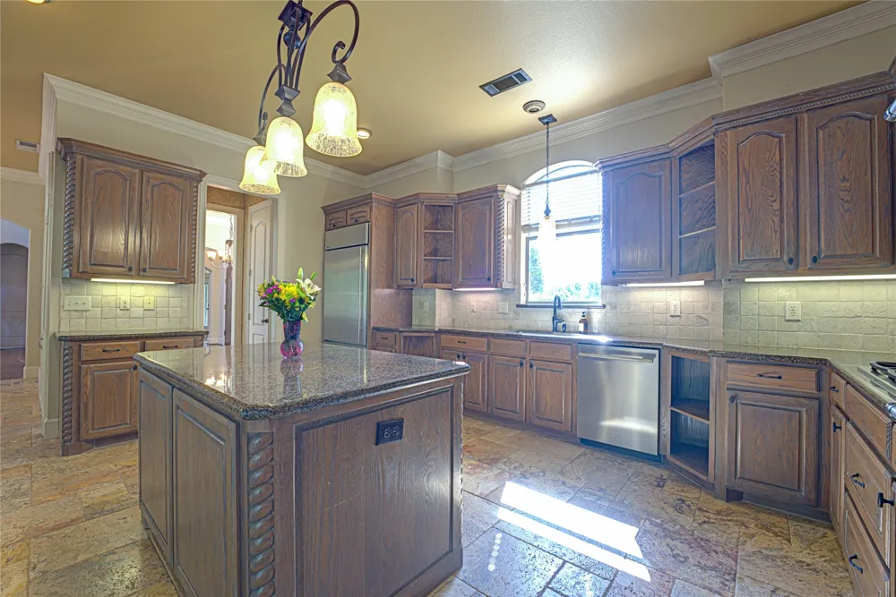 242 Ridgemont Drive Heath, TX 75126