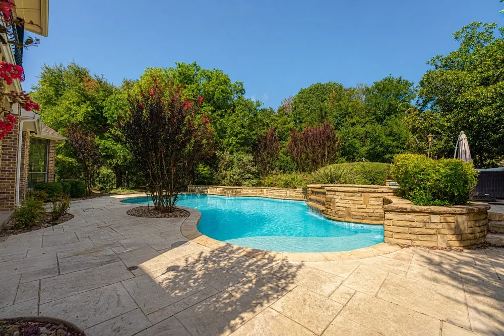 242 Ridgemont Drive Heath, TX 75126