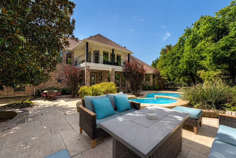 242 Ridgemont Drive Heath, TX 75126