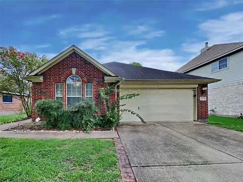 3523 Pine Valley Drive