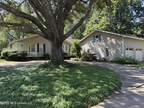 1206 Concordia Avenue