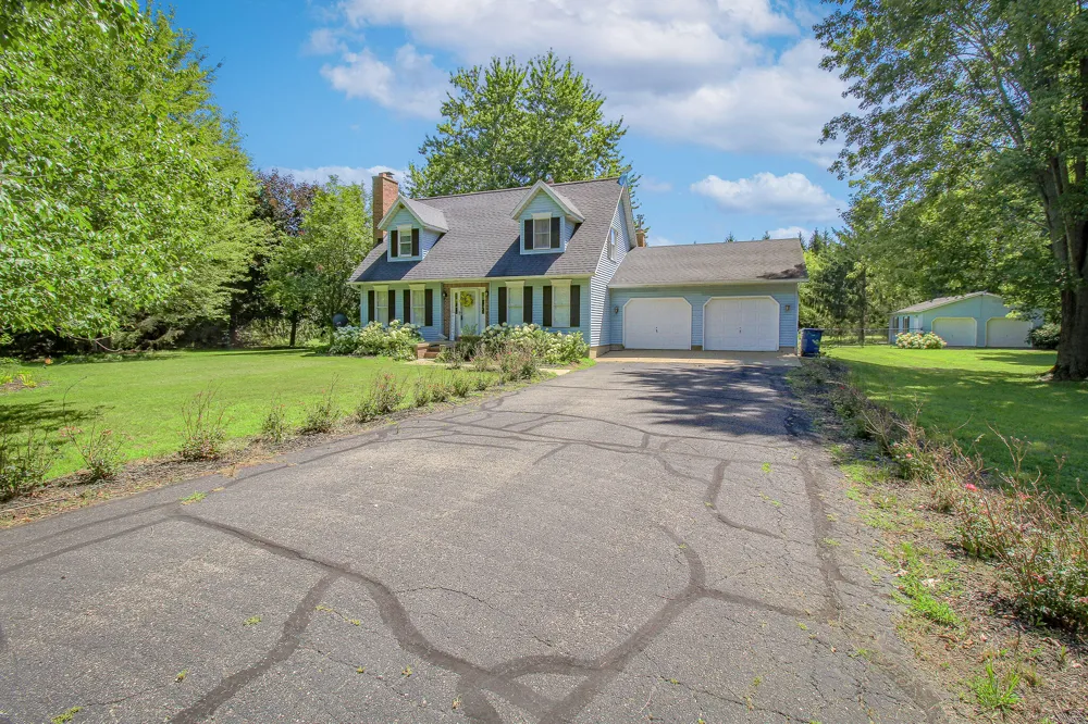 7120 15 1/2 Mile Road Marshall, MI 49068