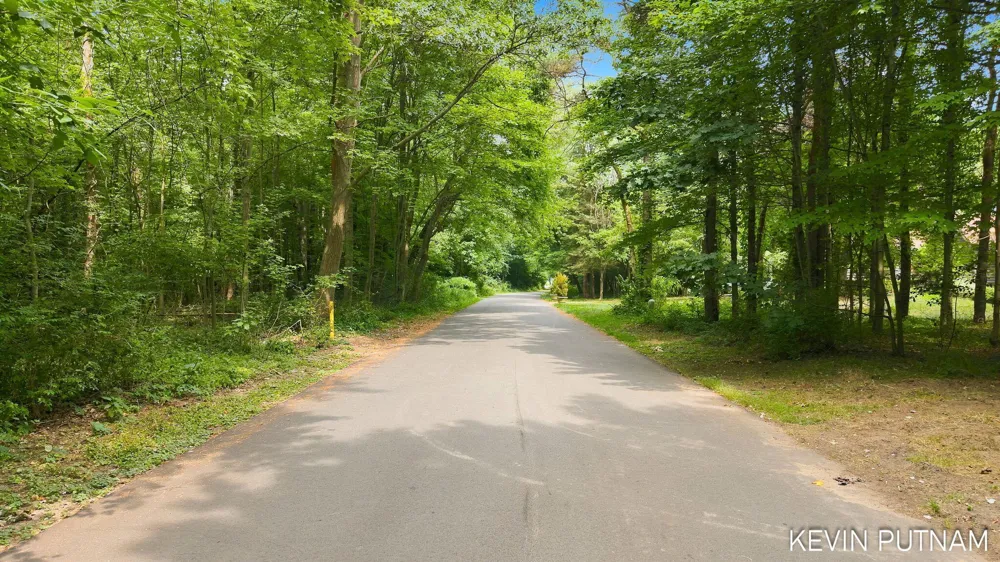 2 Clearview Lane V/L Saugatuck, MI 49453