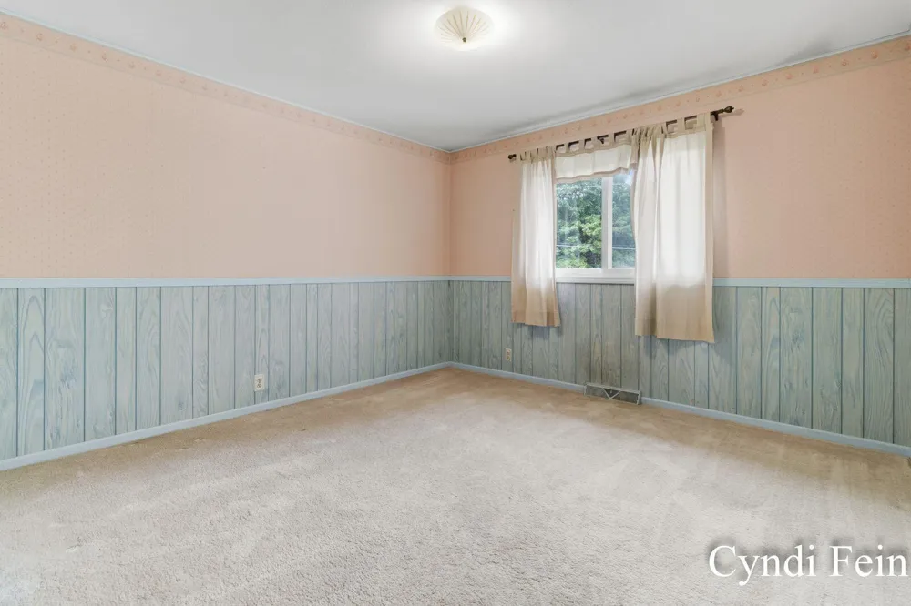 4144 30th Street Dorr, MI 49323