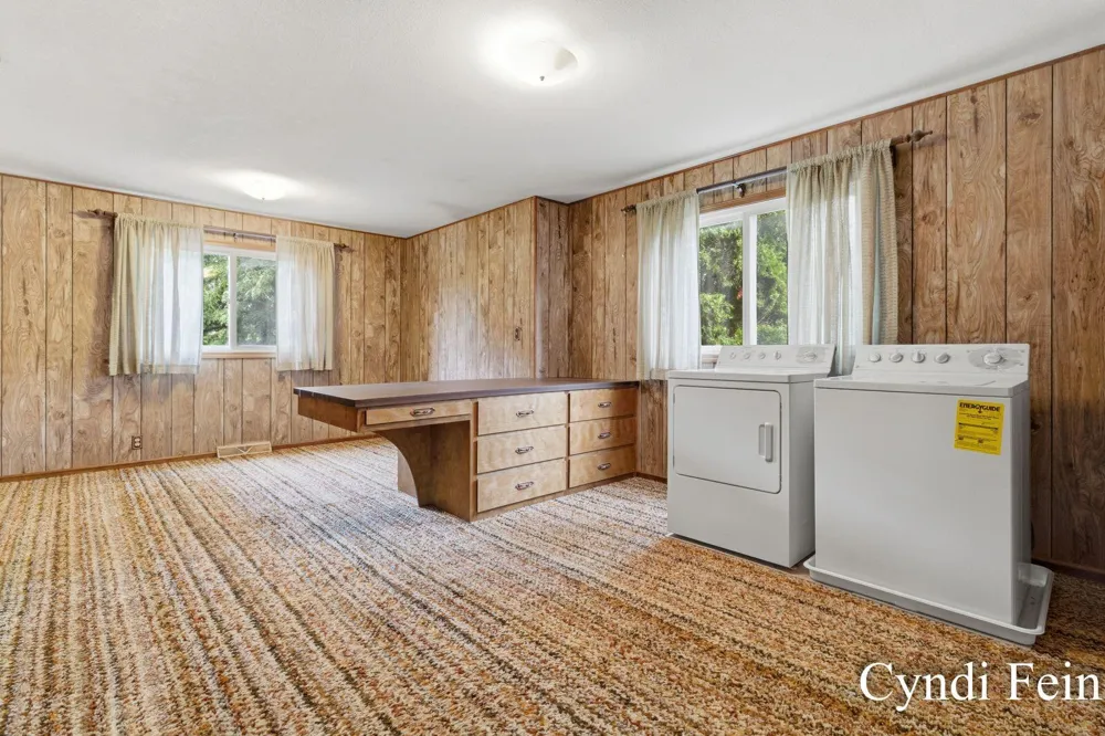 4144 30th Street Dorr, MI 49323