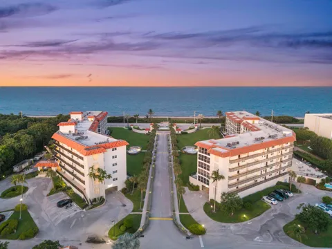 2871 OCEAN BOULEVARD #D406