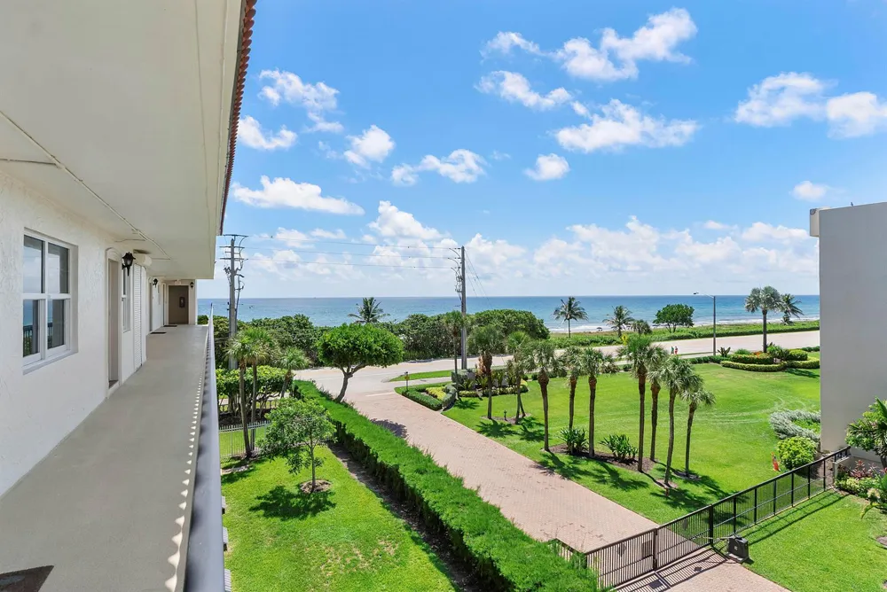 2871 OCEAN BOULEVARD #D406 Boca Raton, FL 33431