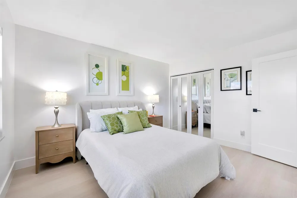 2871 OCEAN BOULEVARD #D406 Boca Raton, FL 33431