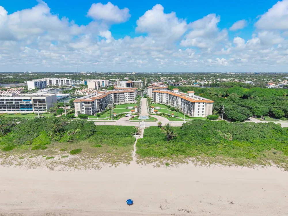 2871 OCEAN BOULEVARD #D406 Boca Raton, FL 33431