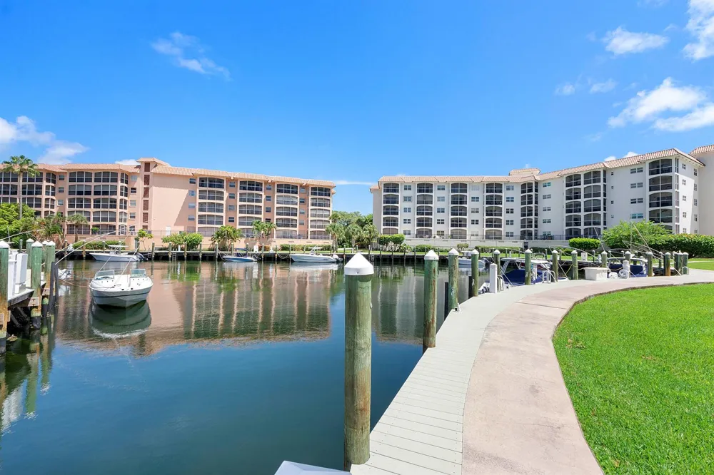 2871 OCEAN BOULEVARD #D406 Boca Raton, FL 33431