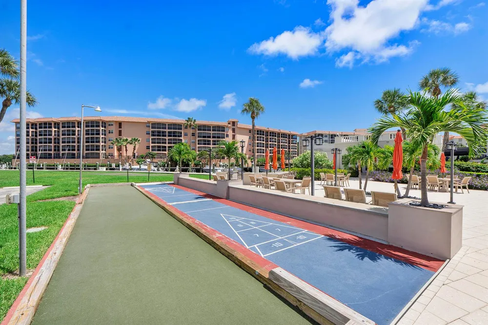 2871 OCEAN BOULEVARD #D406 Boca Raton, FL 33431