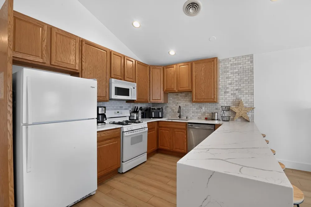 401 E Pine Avenue Wildwood, NJ 08260