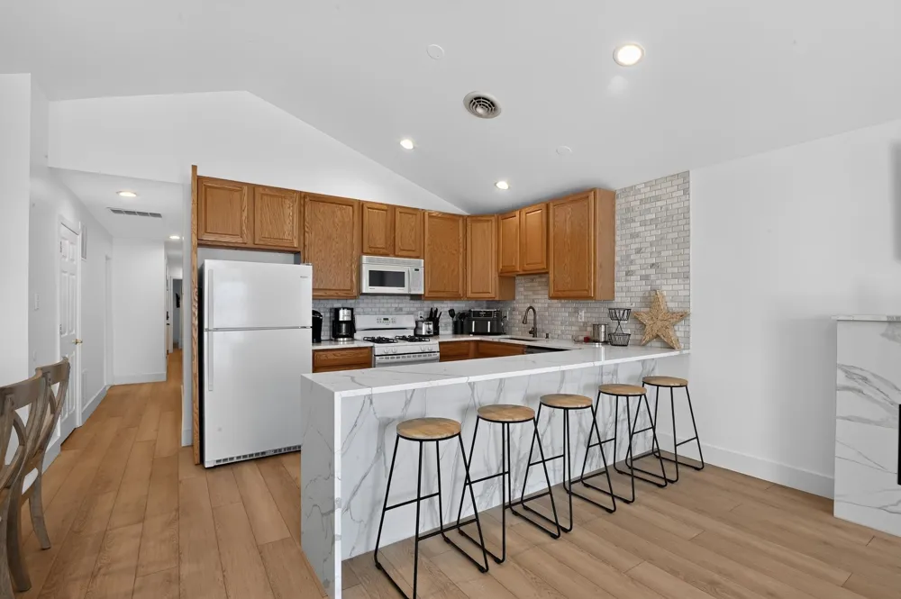 401 E Pine Avenue Wildwood, NJ 08260