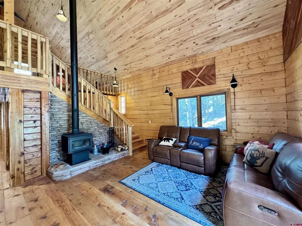 1043 Elk Street Jasper, CO 81132