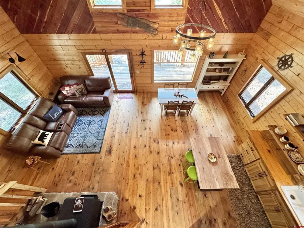 1043 Elk Street Jasper, CO 81132