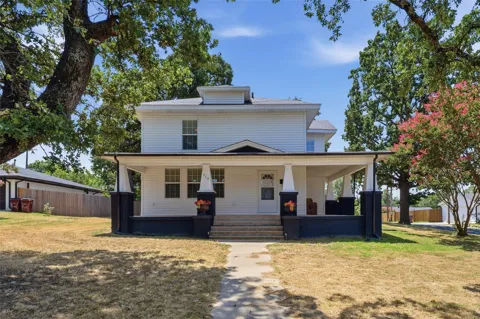 519 W Forrest Avenue