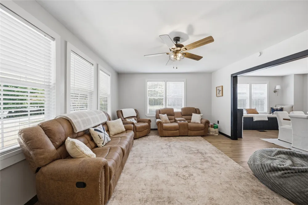 519 W Forrest Avenue Eufaula, OK 74432