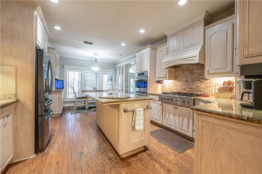 1825 Clarice Avenue Alice, TX 78332