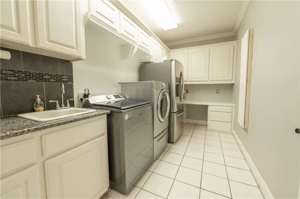1825 Clarice Avenue Alice, TX 78332
