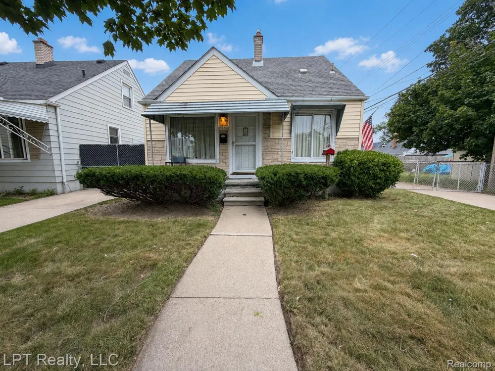 2266 Progress Avenue Lincoln Park City, MI 48146