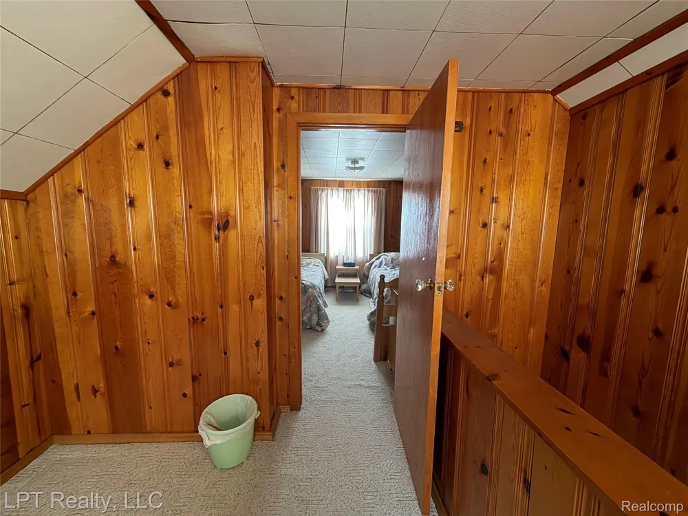 2266 Progress Avenue Lincoln Park City, MI 48146