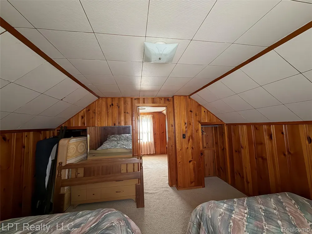 2266 Progress Avenue Lincoln Park City, MI 48146