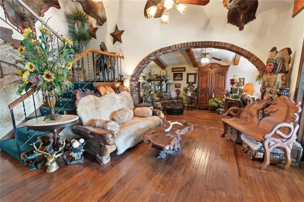 1019 W LAKE ELOISE TERRACE Winter Haven, FL 33884