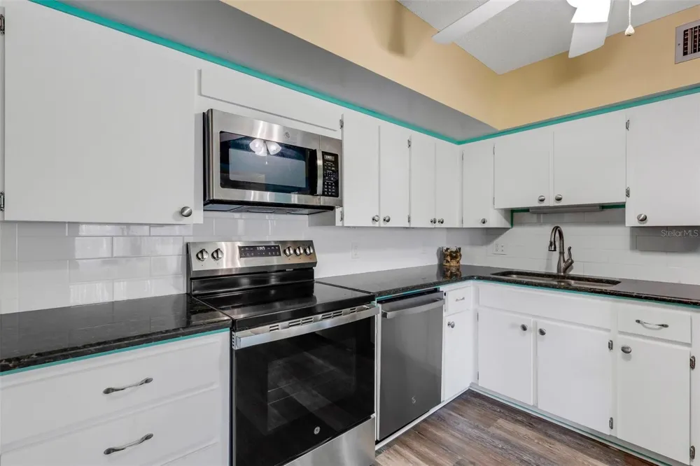 2401 ECUADORIAN WAY #57 Clearwater, FL 33763