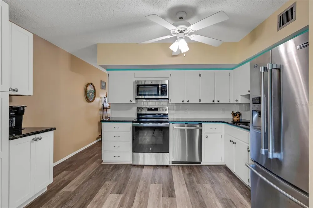 2401 ECUADORIAN WAY #57 Clearwater, FL 33763