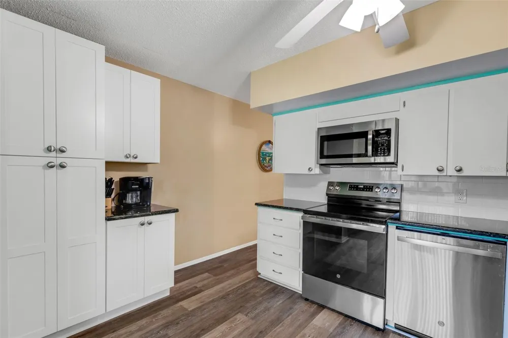 2401 ECUADORIAN WAY #57 Clearwater, FL 33763