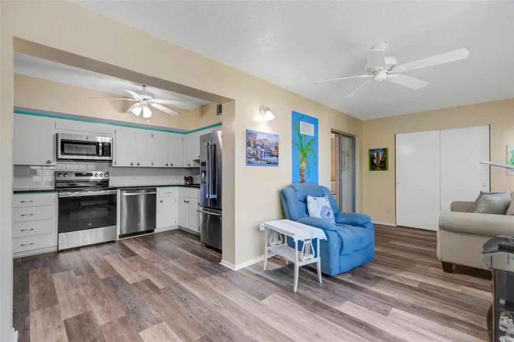 2401 ECUADORIAN WAY #57 Clearwater, FL 33763