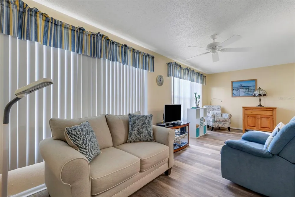 2401 ECUADORIAN WAY #57 Clearwater, FL 33763