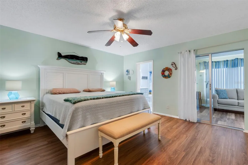 2401 ECUADORIAN WAY #57 Clearwater, FL 33763