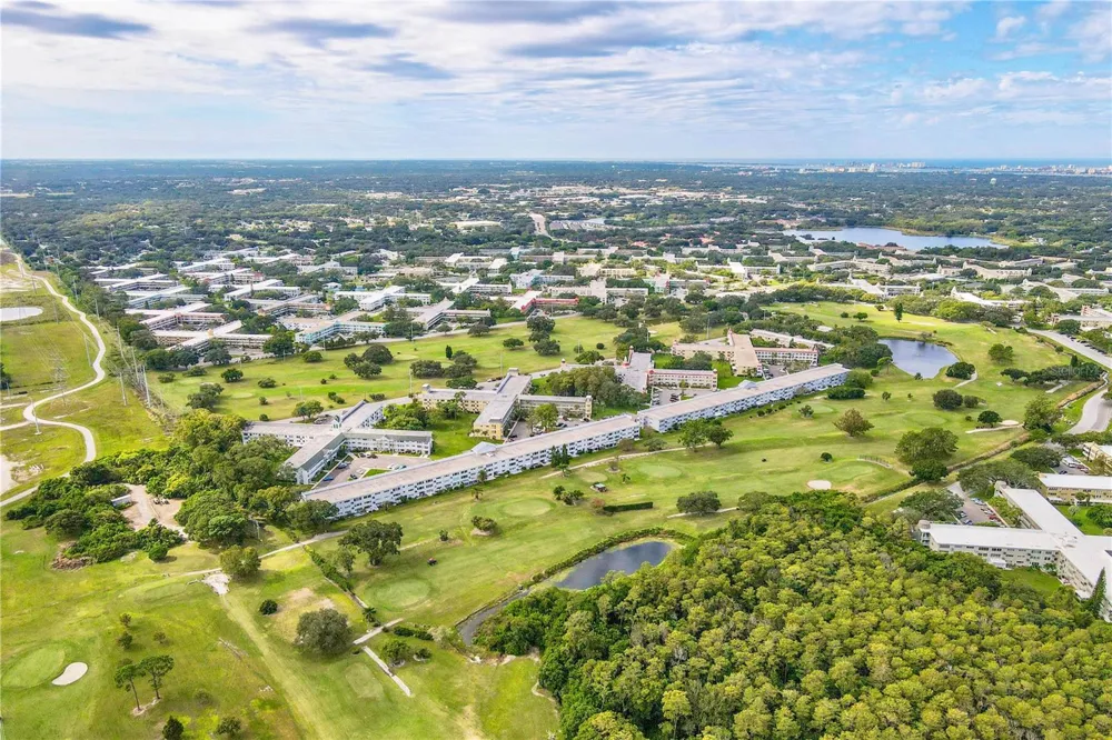 2401 ECUADORIAN WAY #57 Clearwater, FL 33763