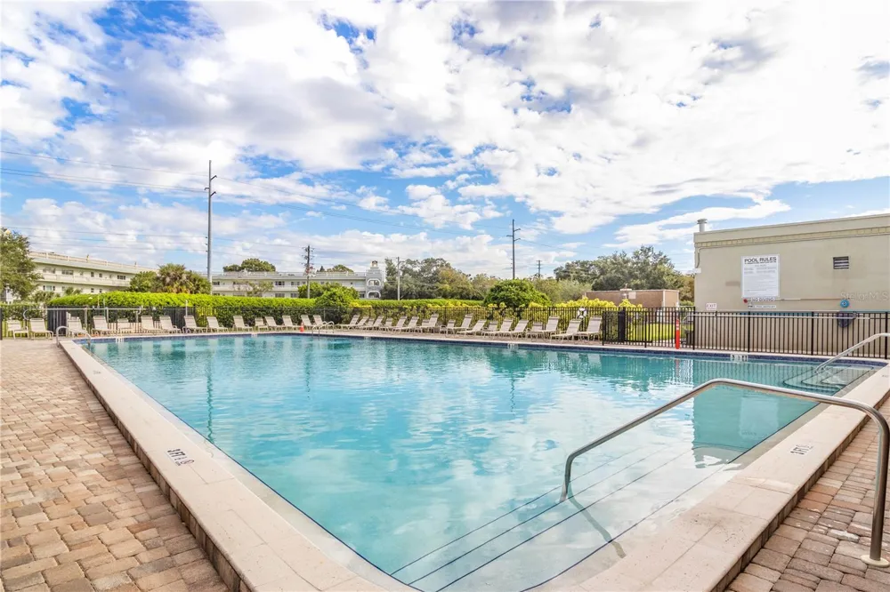2401 ECUADORIAN WAY #57 Clearwater, FL 33763