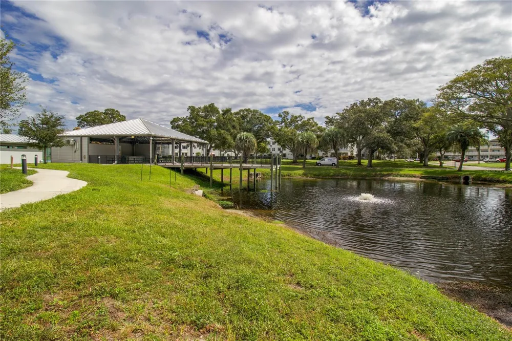 2401 ECUADORIAN WAY #57 Clearwater, FL 33763