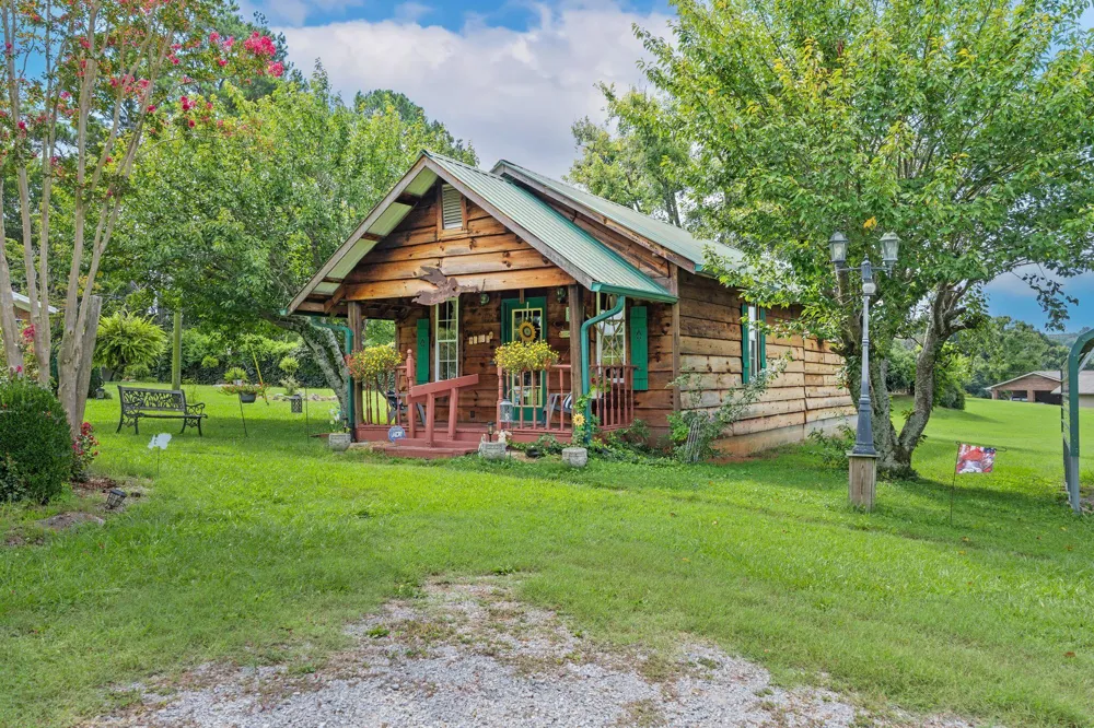 153 Sherwood Avenue Calhoun, TN 37309