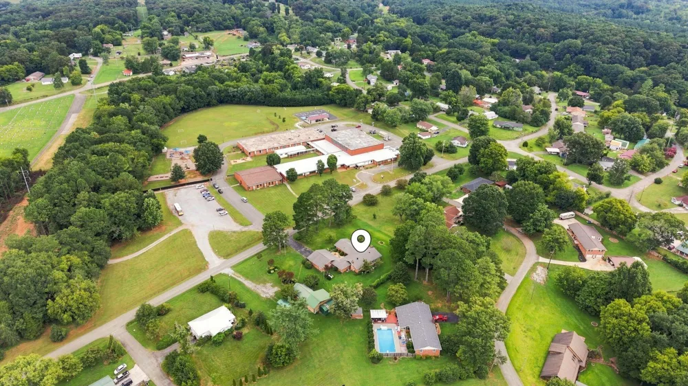 153 Sherwood Avenue Calhoun, TN 37309