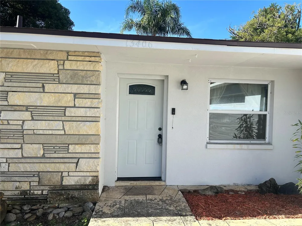 13406 BELLEWOOD AVENUE Seminole, FL 33776