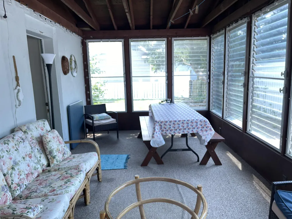 516 E Atlantic Blvd Ocean City, NJ 08226