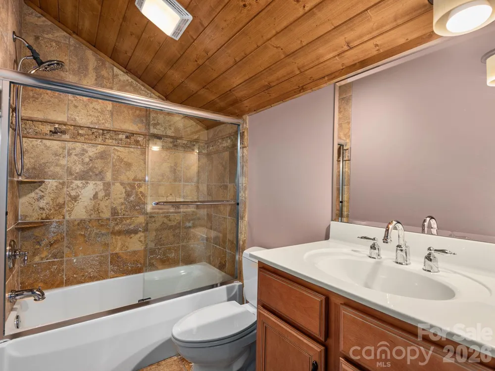 248 Wisdom Cove Road Flat Rock, NC 28731